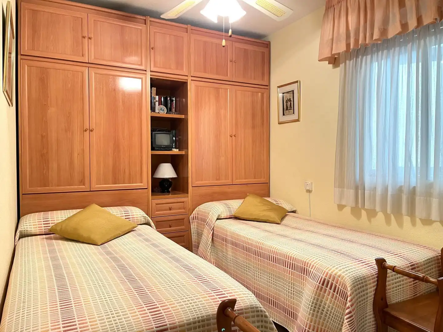 Schlafzimmer von Wohnungen zum Verkauf in Fuengirola mit Gemeinschaftspool