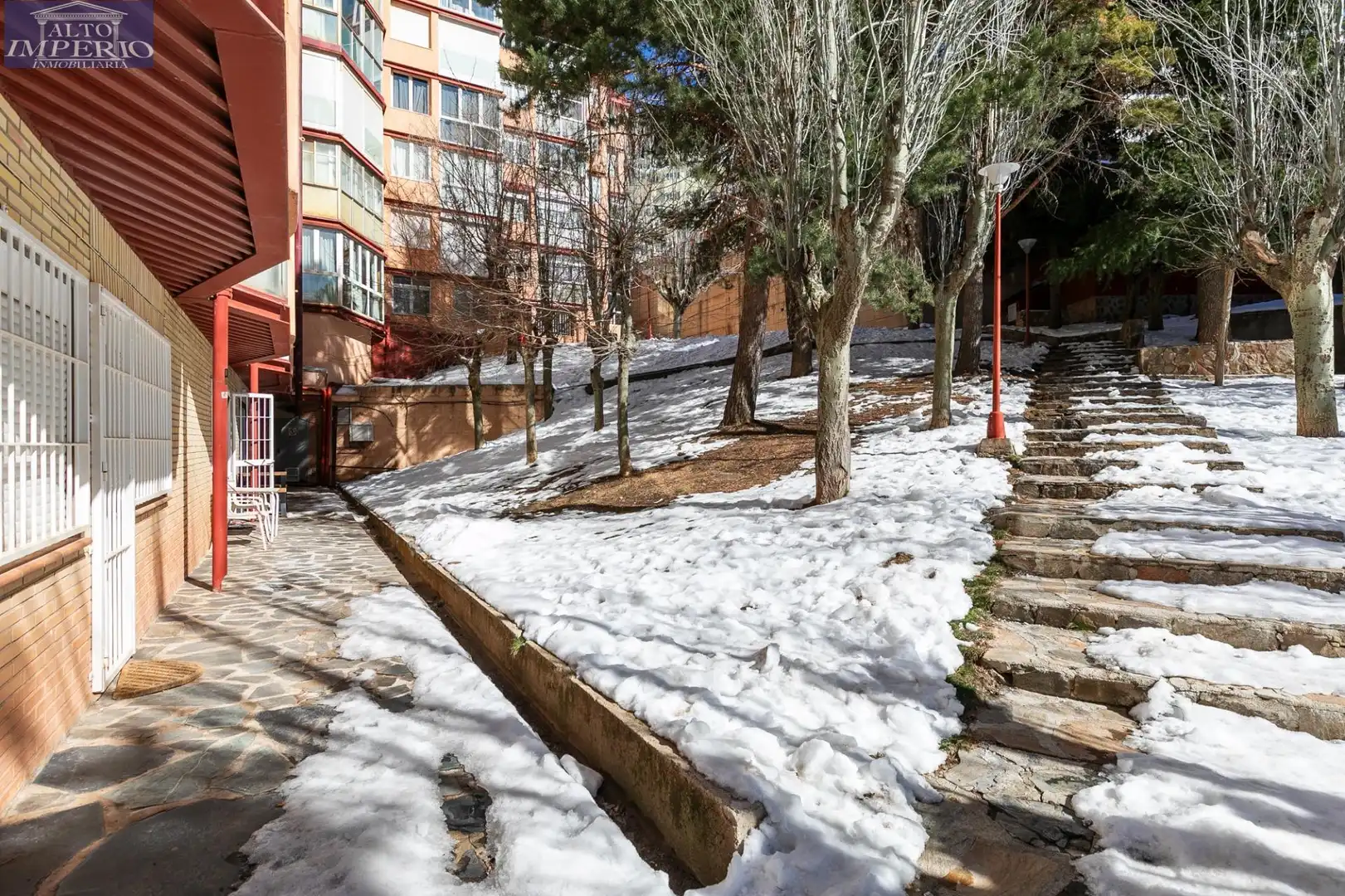 Vista exterior de Dúplex en venda en Sierra Nevada amb Calefacció, Parquet i Traster