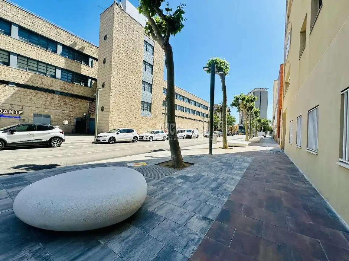 Vista exterior de Piso en venta en Barcelona con Aire acondicionado, Calefacción y Balcón