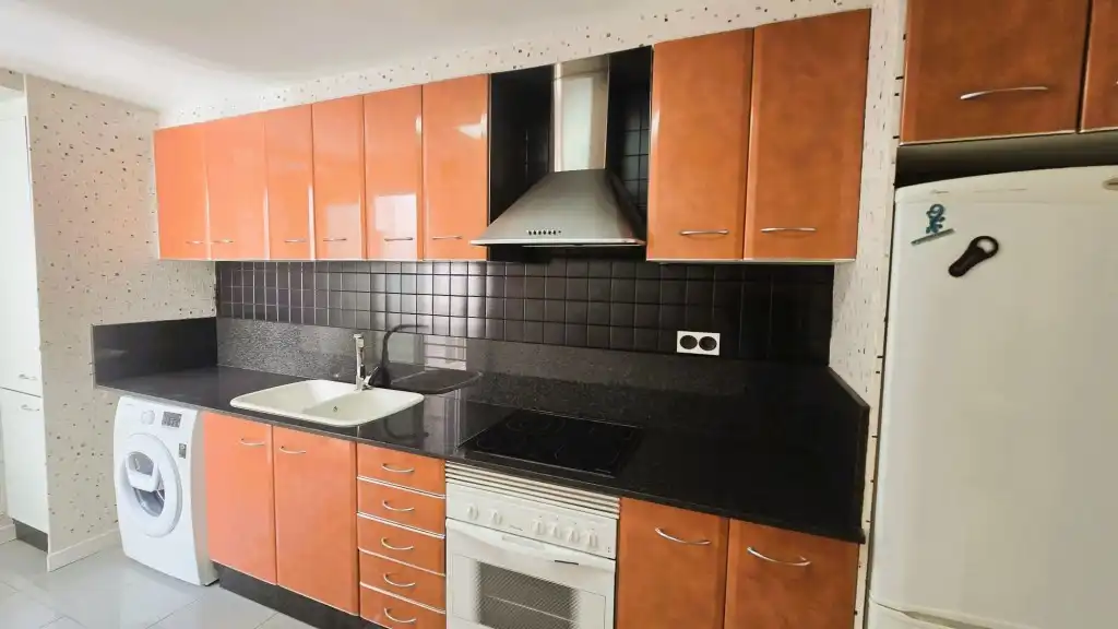 Küche von Wohnung zum Verkauf in Valencia mit Klimaanlage, Möbliert und Ofen