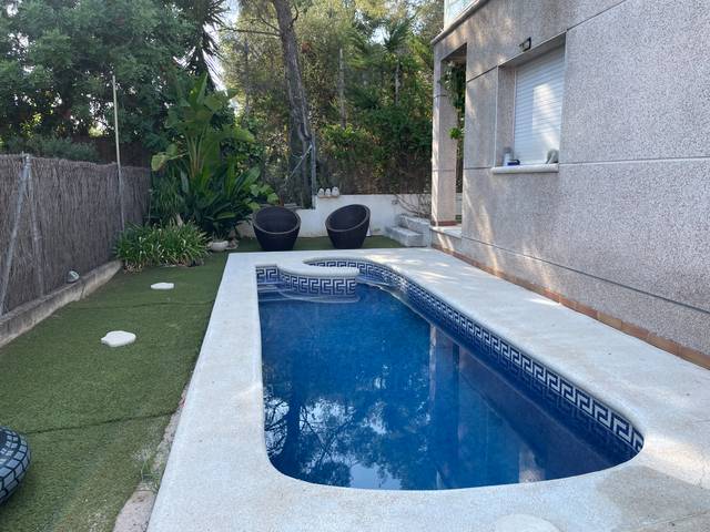 Casa adosada en Venta en La Pobla de Montornès