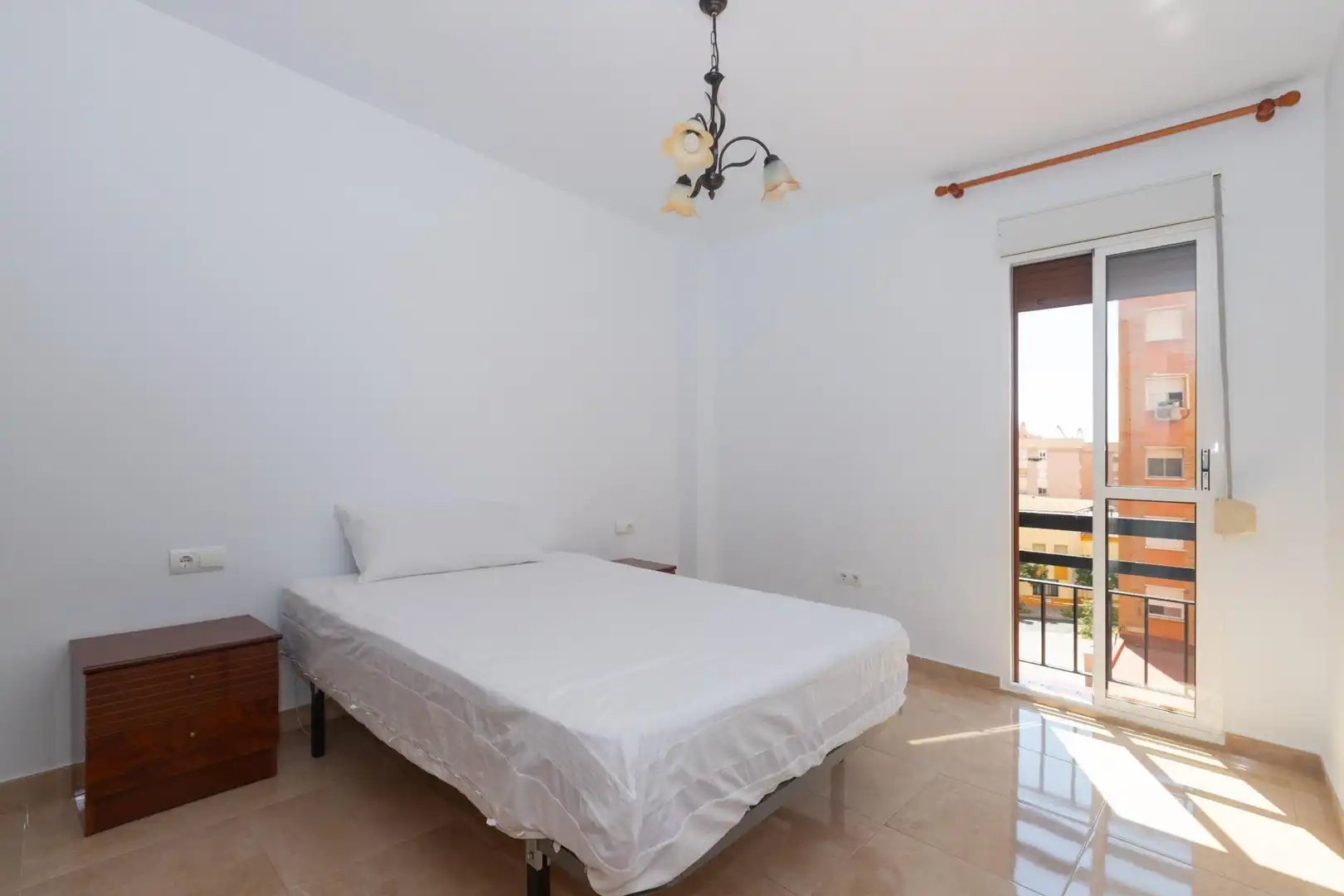 Piso en venta en AYALA, Parque Ayala - Jardín de la Abadía - Huelín