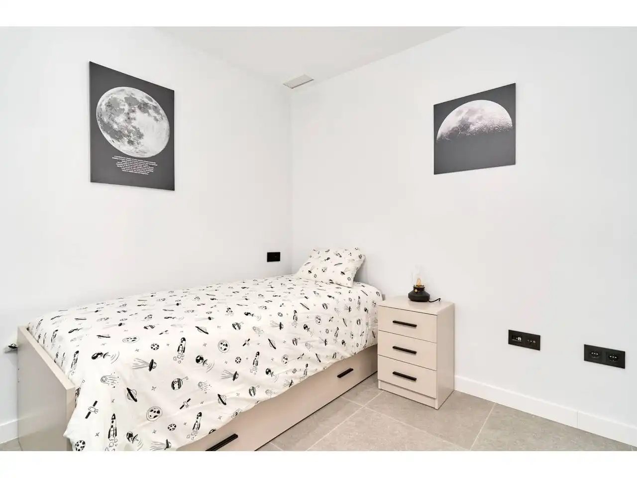 Bedroom of Flat for sale in Torrox  with Terrace, Storage room and Community pool