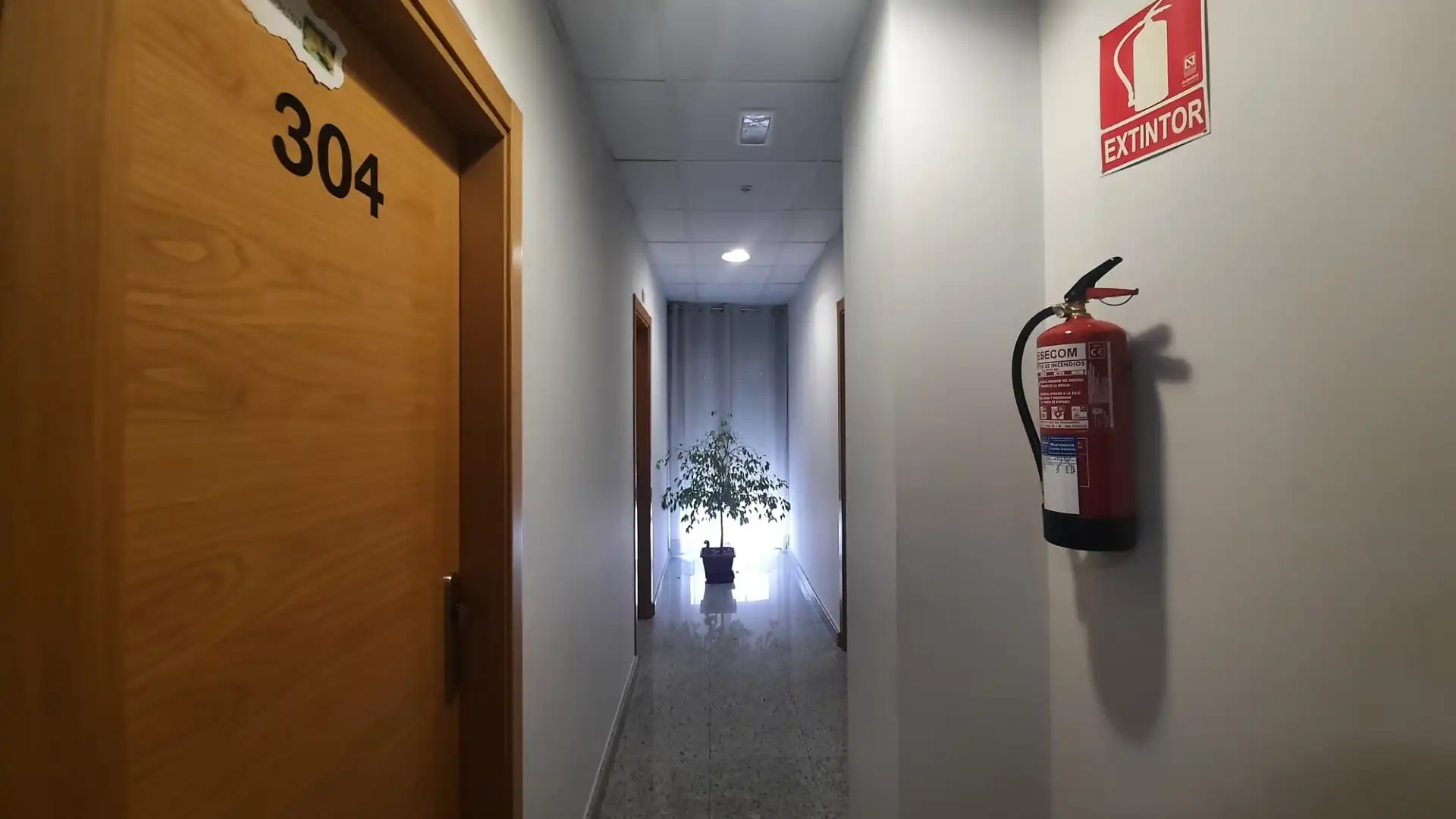 Gebäude zum Verkauf in Cacabelos mit Alarm
