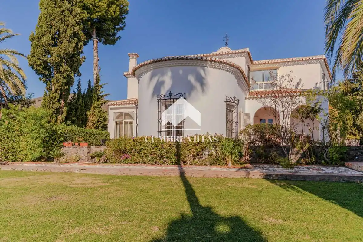 Vista exterior de Casa o chalet en venta en Salobreña con Calefacción, Jardín privado y Terraza