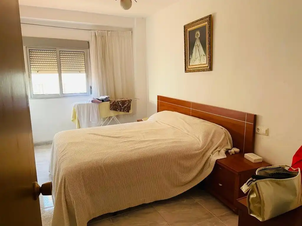 Schlafzimmer von Wohnung zum Verkauf in Villalba del Rey mit Möbliert