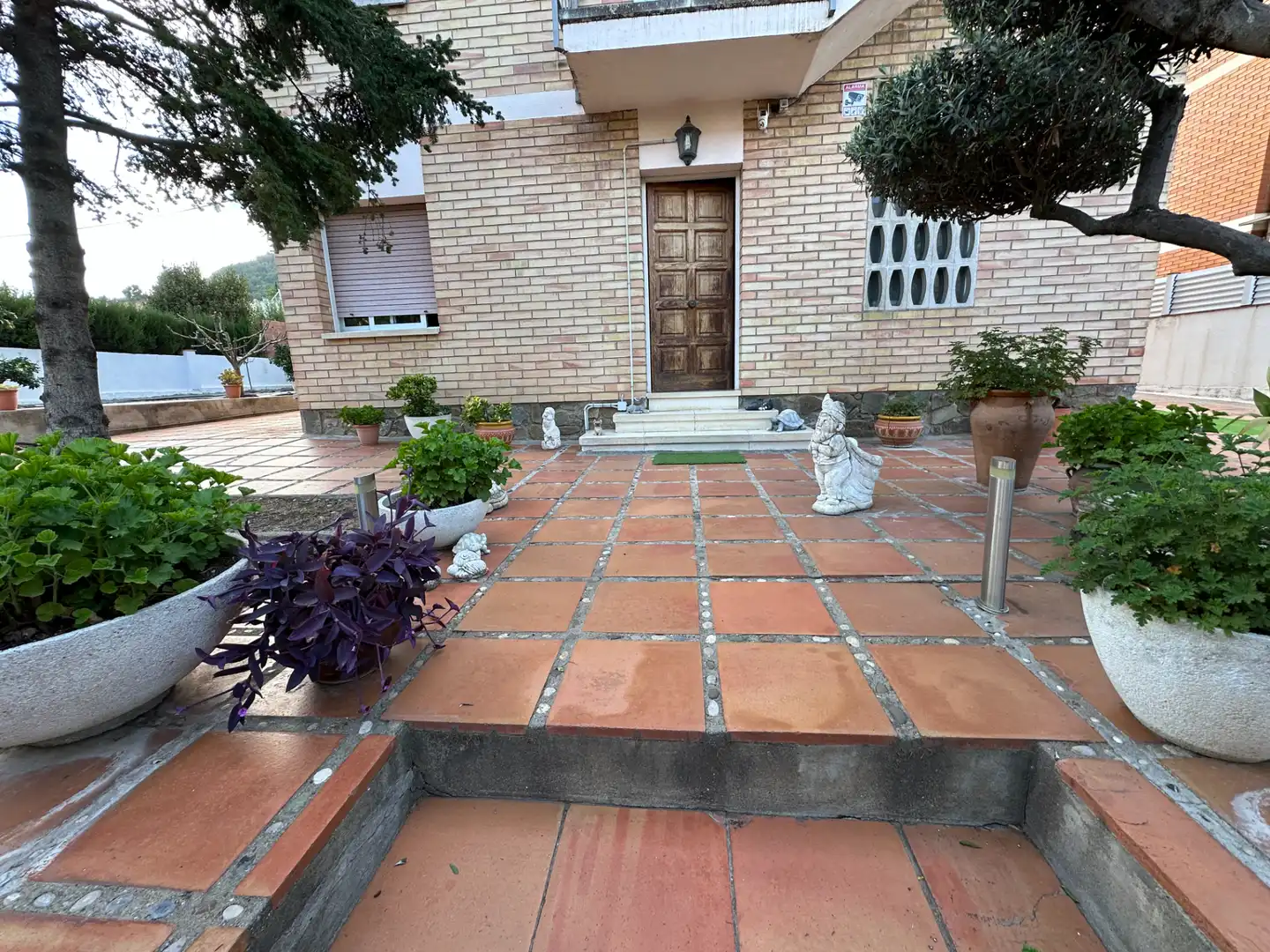Garten von Einfamilien-Reihenhaus zum Verkauf in Pallejà mit Klimaanlage, Heizung und Privatgarten