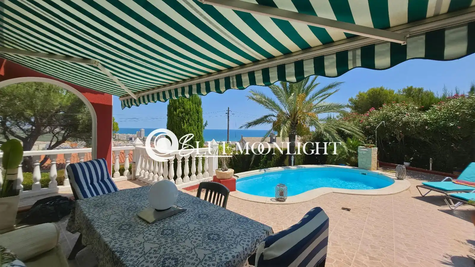 Villa avec piscine à vendre à HAITI