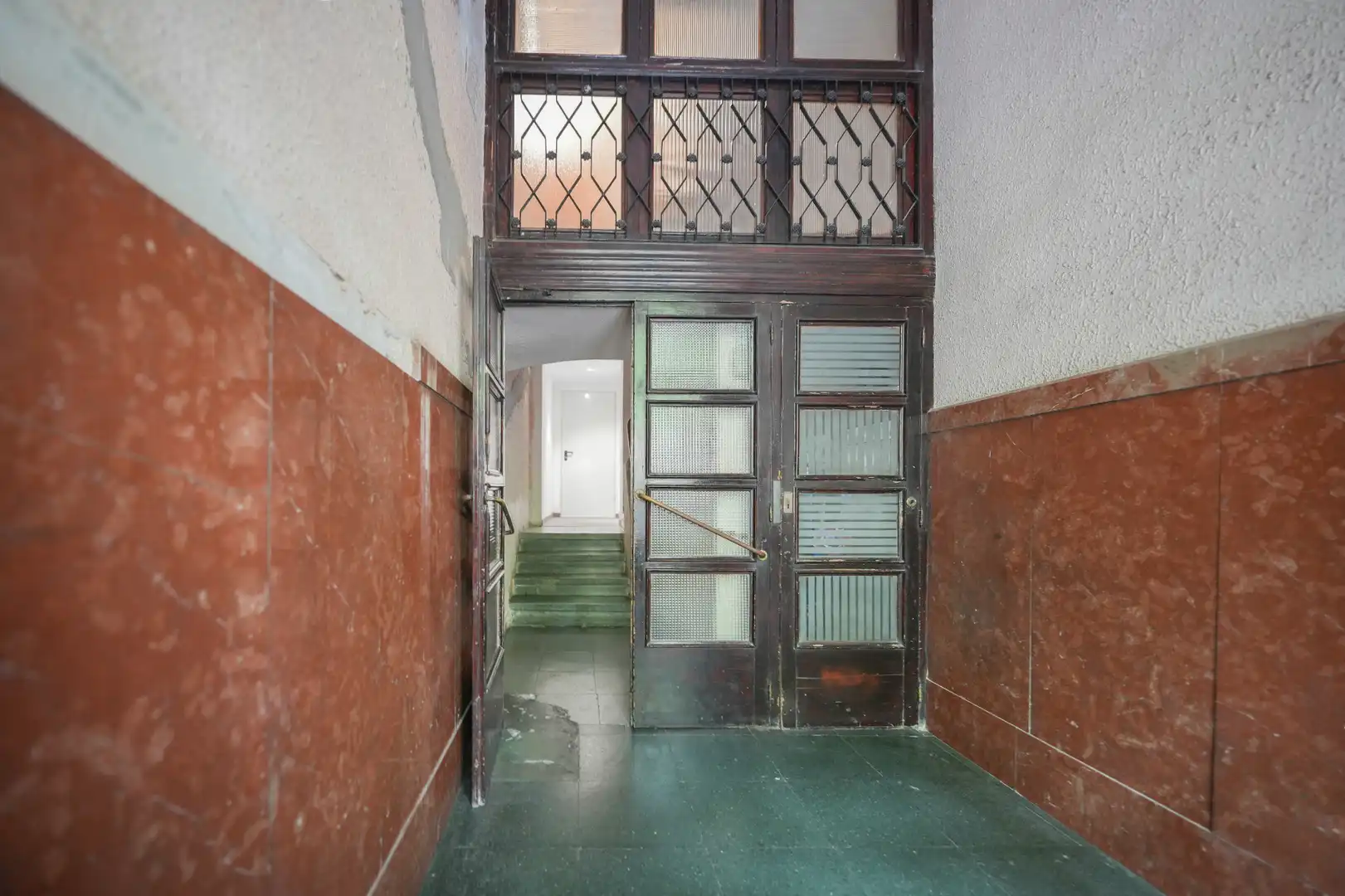 Wohnung zum Verkauf in Valladolid mit Heizung, Parkett und Ofen