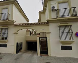 Vista exterior de Casa o xalet en venda en La Línea de la Concepción amb Terrassa
