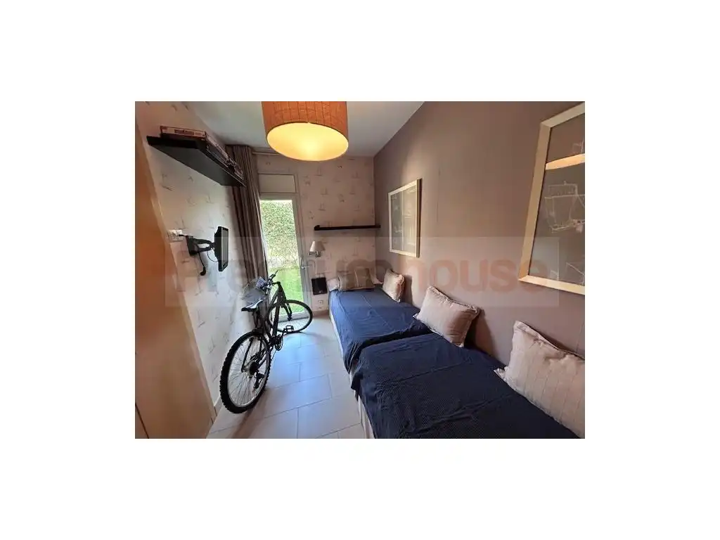 Bedroom of Flat for sale in Vandellòs i l'Hospitalet de l'Infant  with Heating, Private garden and Swimming Pool