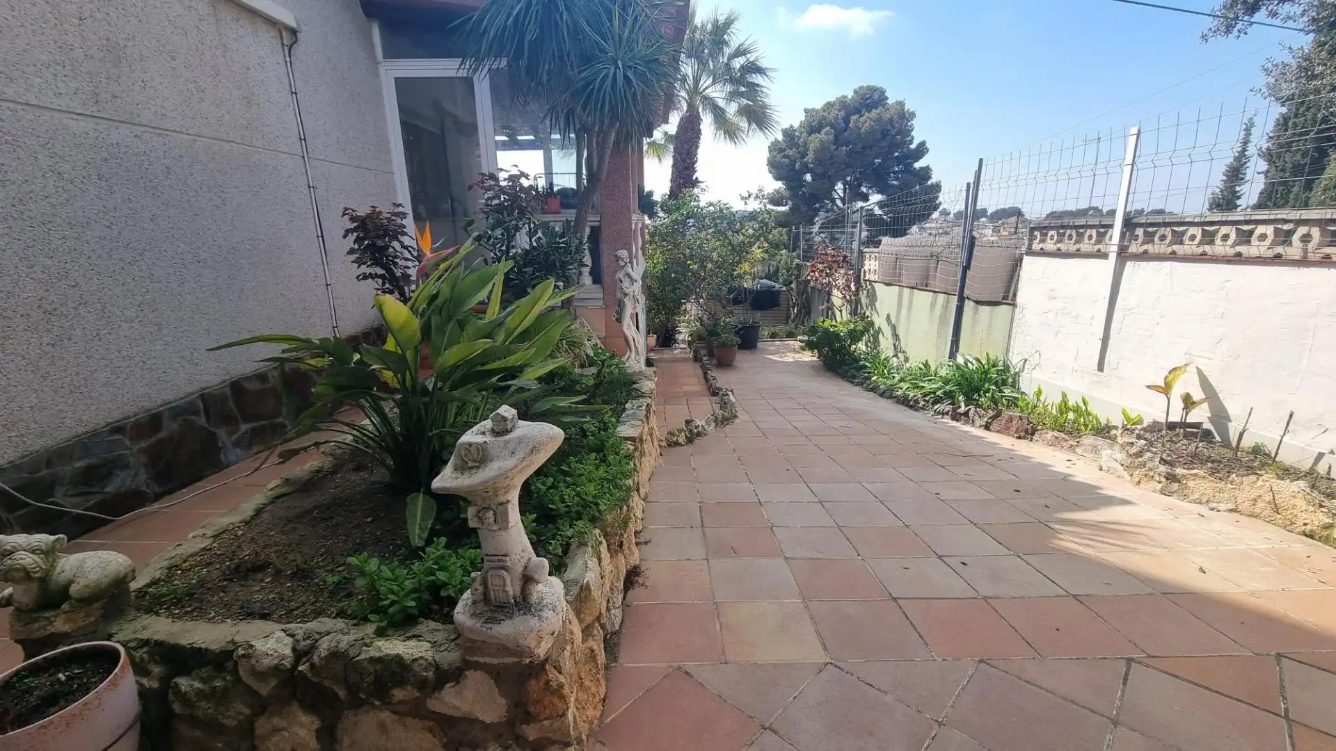 Chalet con terraza en venta en Bellvei, imagen 33