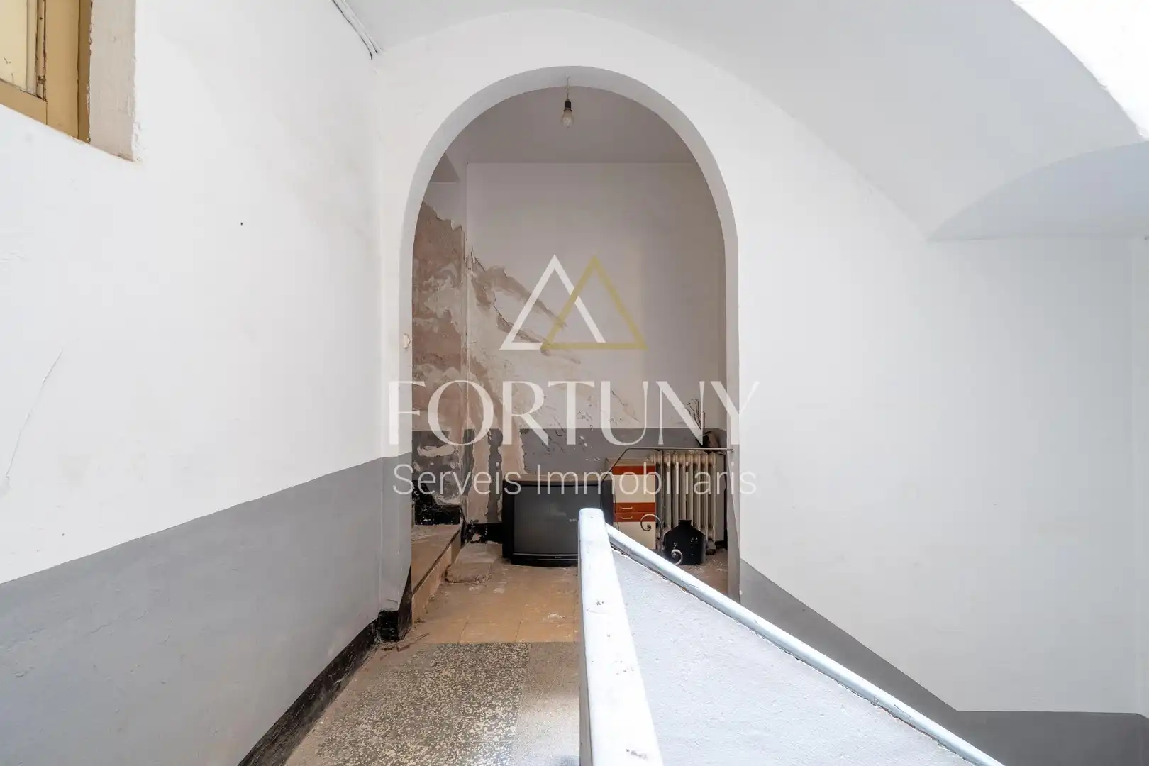 Edificio en venta en TORRES JORDI, L'Espluga de Francolí