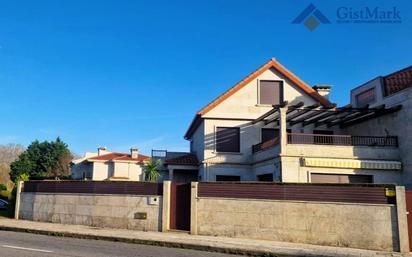 Außenansicht von Haus oder Chalet zum verkauf in Baiona mit Terrasse