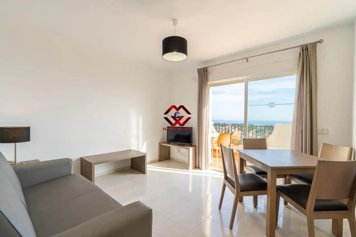 Bungalow with pool for sale in Cometa, imagen 3