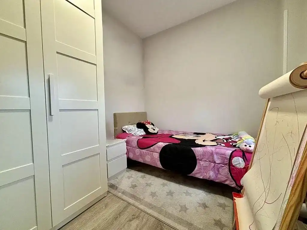 Habitación de Piso de alquiler en Madrid con Aire acondicionado y Amueblado