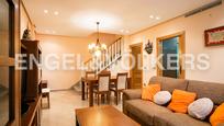 Living room of Single-family semi-detached for sale in Puig  with Air Conditioner, Terrace and Swimming Pool