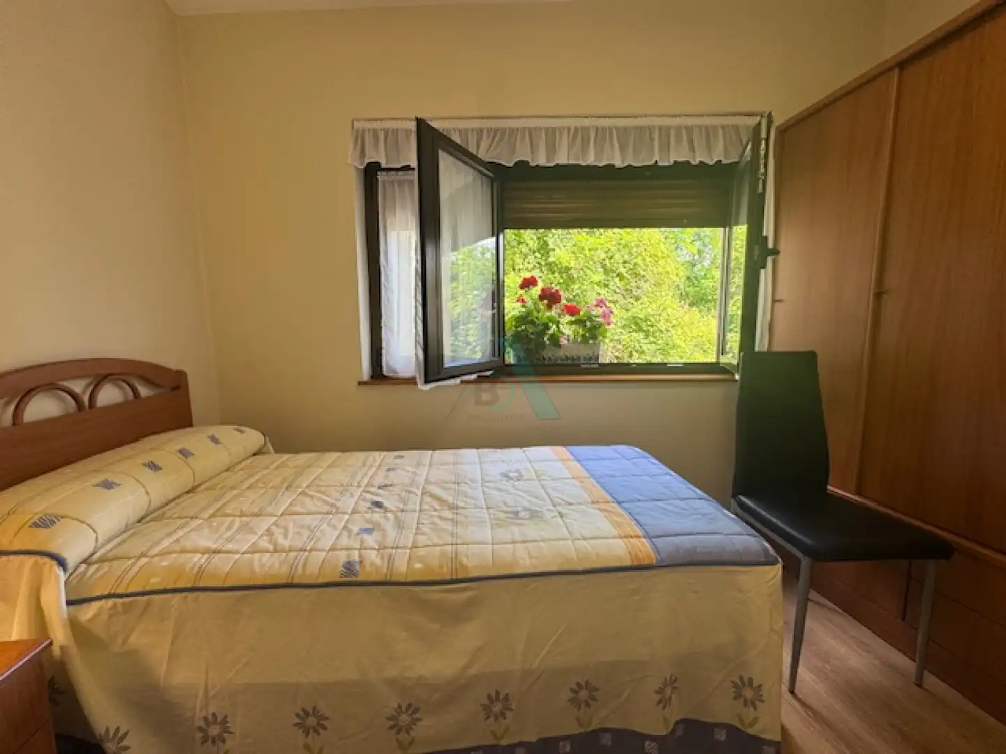 Dormitori de Casa o xalet en venda en Llanes amb Jardí privat