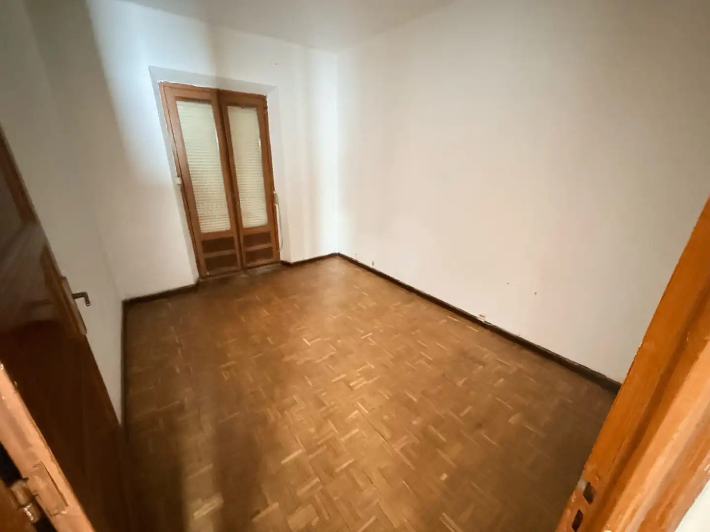 Apartament en venda en León Capital  amb Parquet, Traster i Balcó