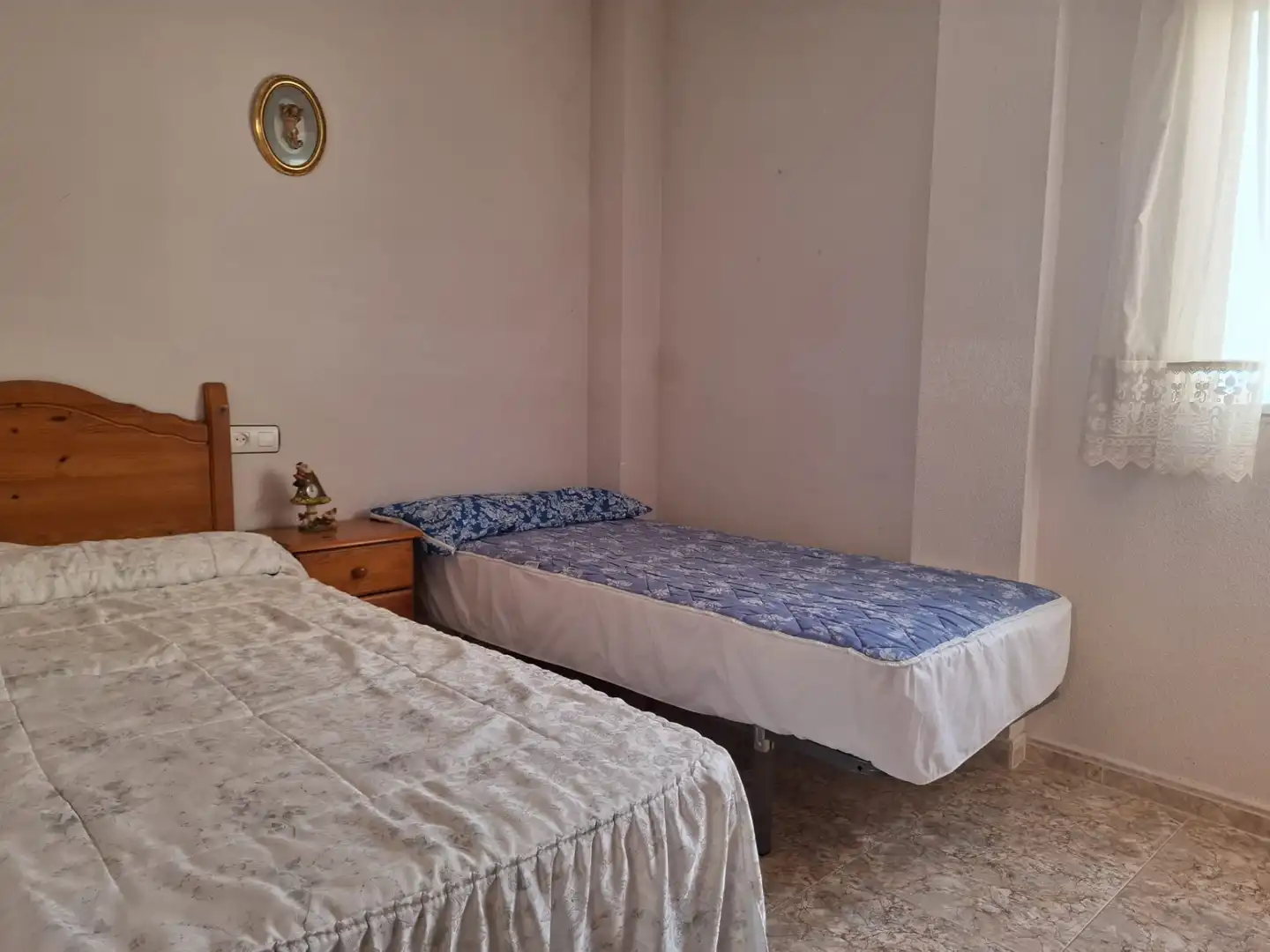 Dormitori de Pis en venda en Torrenueva Costa amb Moblat i Balcó