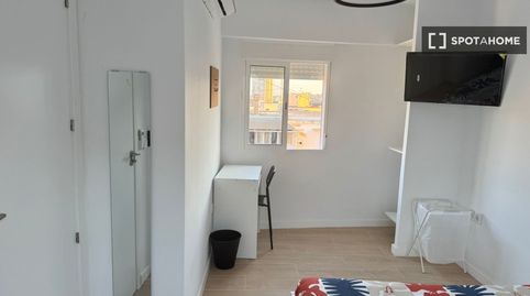Photo 3 of Flat for rent in Carolinas Altas, Alicante / Alacant