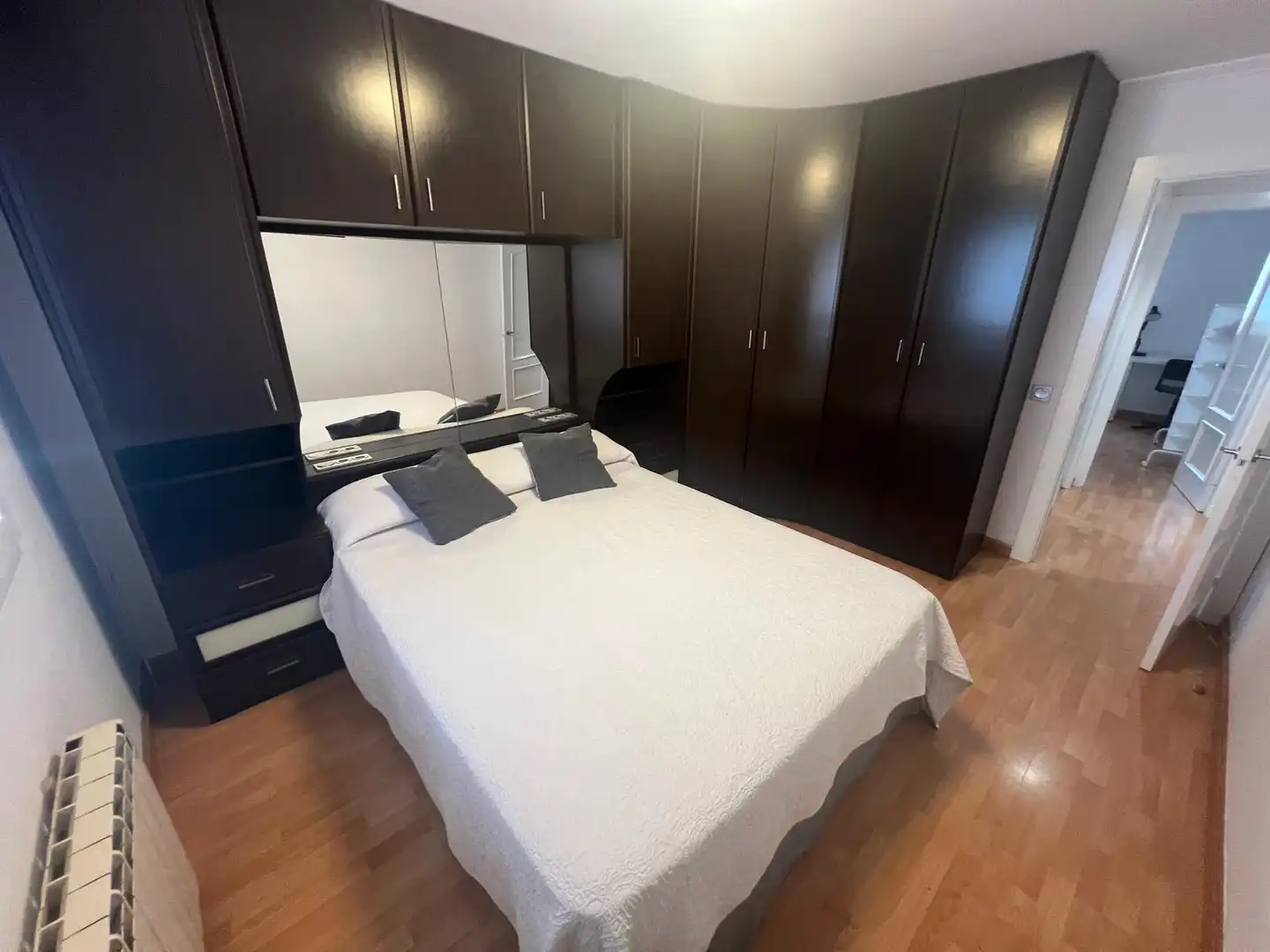 Bedroom of Flat for rent in Gijón   with Heating, Furnished and Oven