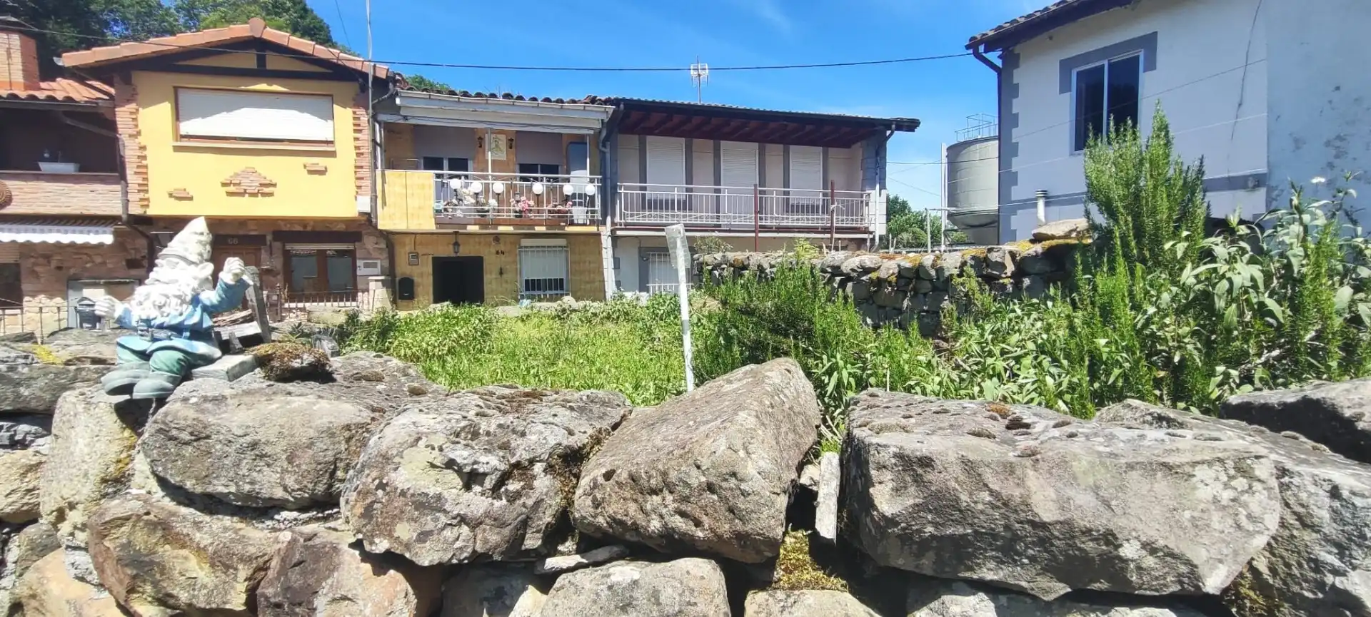 Vista exterior de Casa o xalet en venda en Corvera de Toranzo
