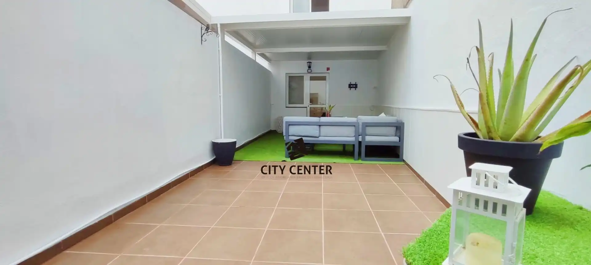Terrasse von Wohnung zum Verkauf in Arona mit Terrasse, Möbliert und Ofen