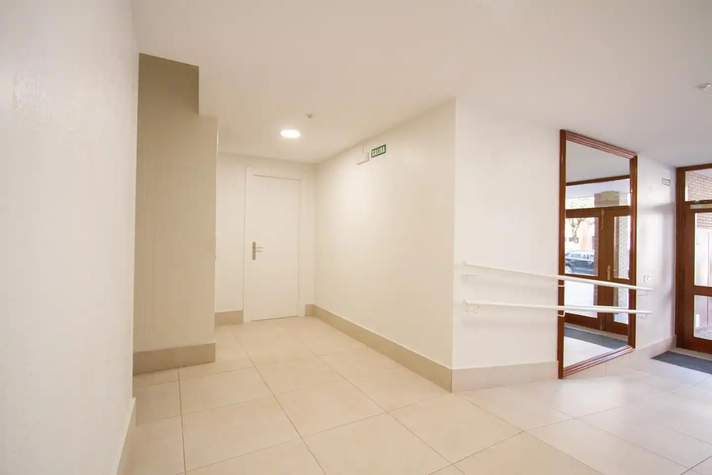 Maisonette zum Verkauf in Villava / Atarrabia mit Klimaanlage, Heizung und Terrasse