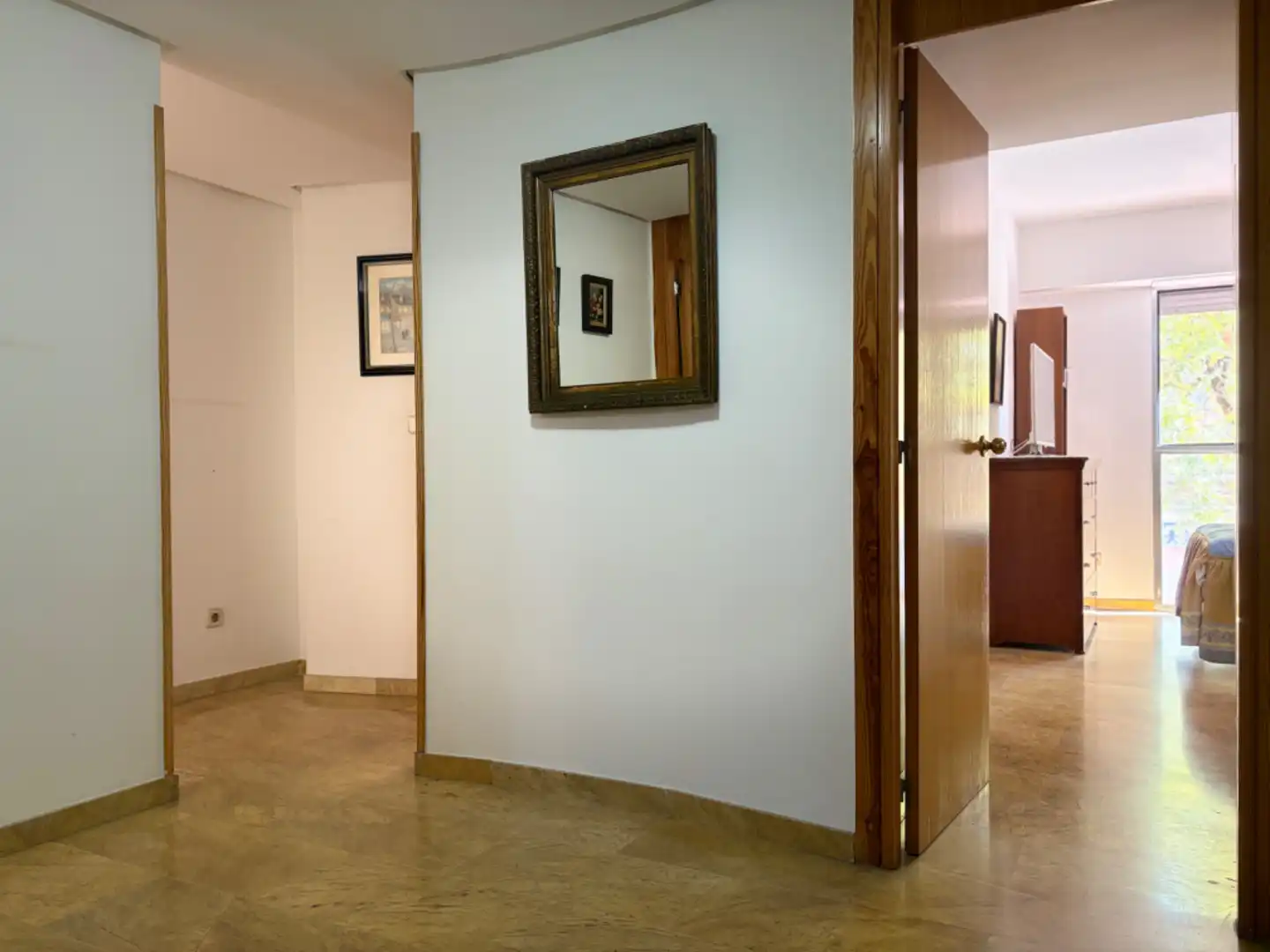 Maisonette zum Verkauf in Murcia mit Klimaanlage, Terrasse und Abstellraum