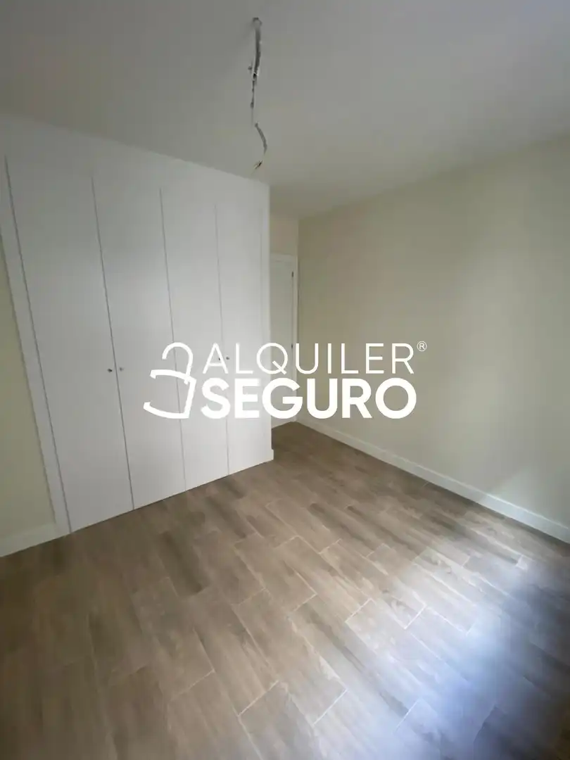 Bedroom of Flat for rent in Guadalajara  with Heating, Terrace and Storage room