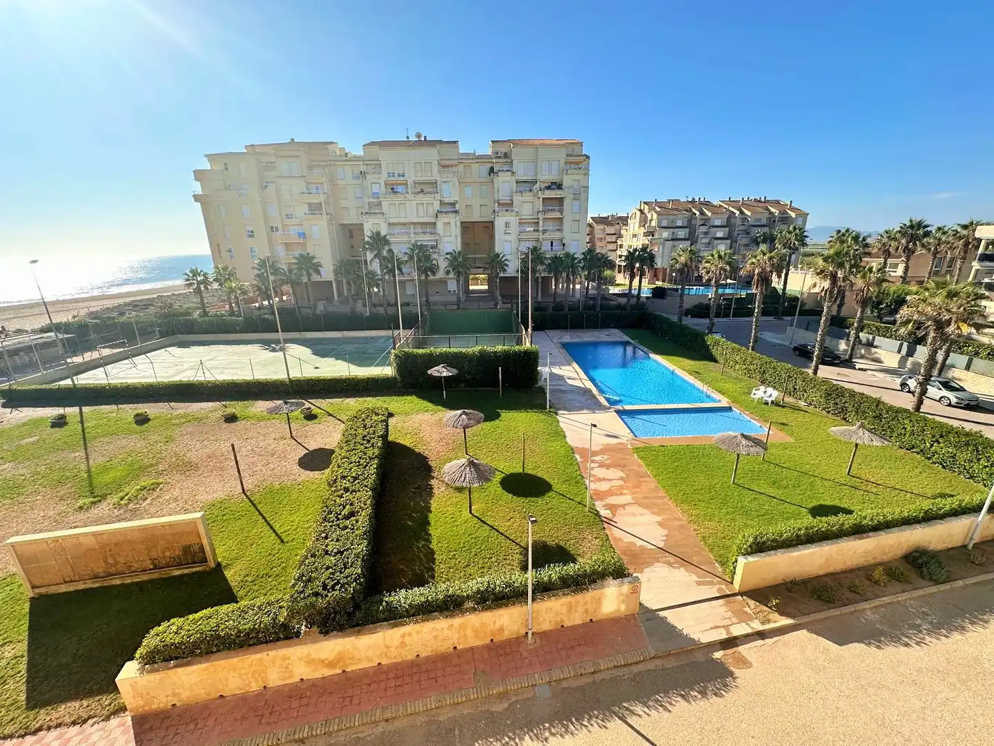Vista exterior de Apartament de lloguer en Valencia amb Calefacció, Jardí privat i Terrassa