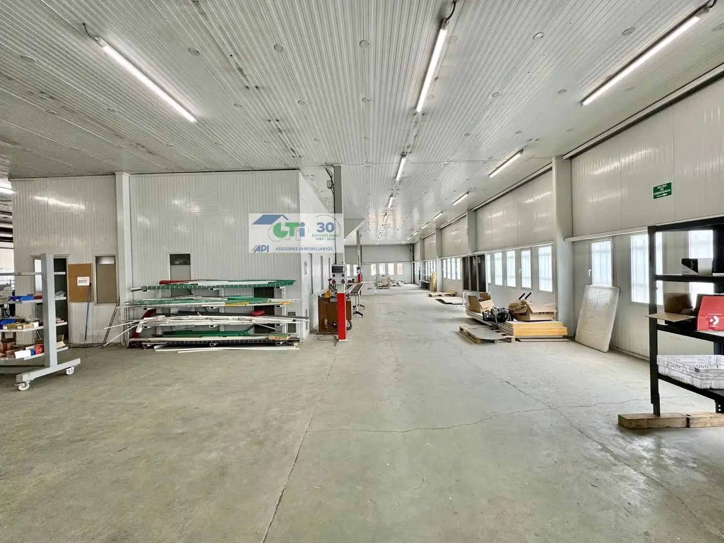 Nau industrial en venda en Zaragoza