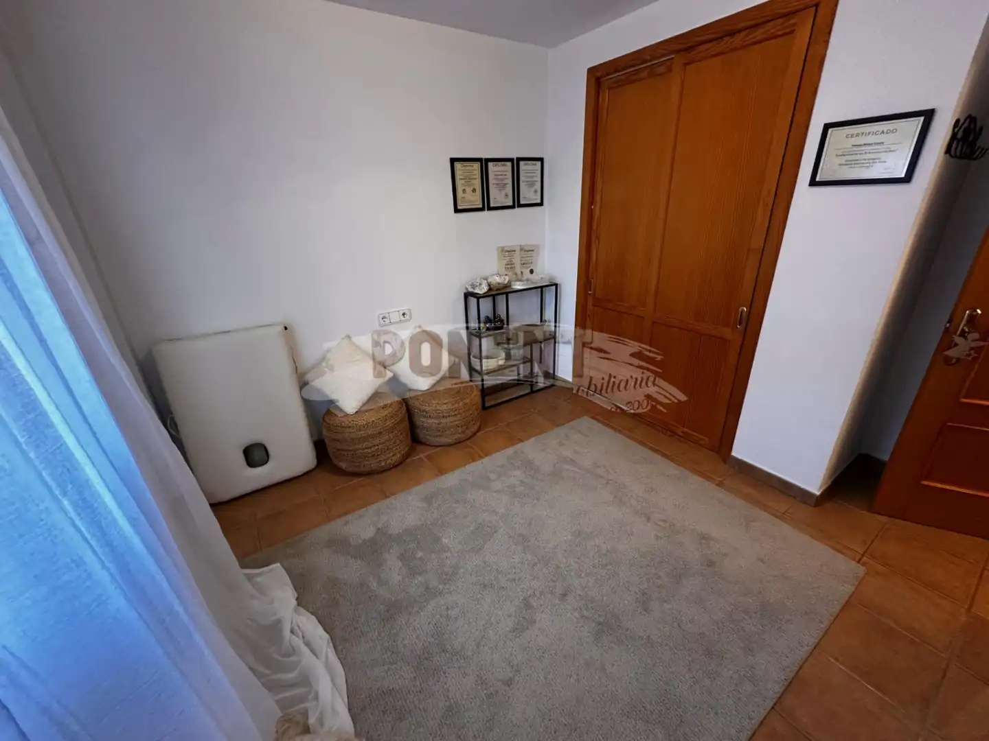 Schlafzimmer von Erdgeschoss zum Verkauf in Santa Eulària des Riu mit Klimaanlage, Terrasse und Abstellraum
