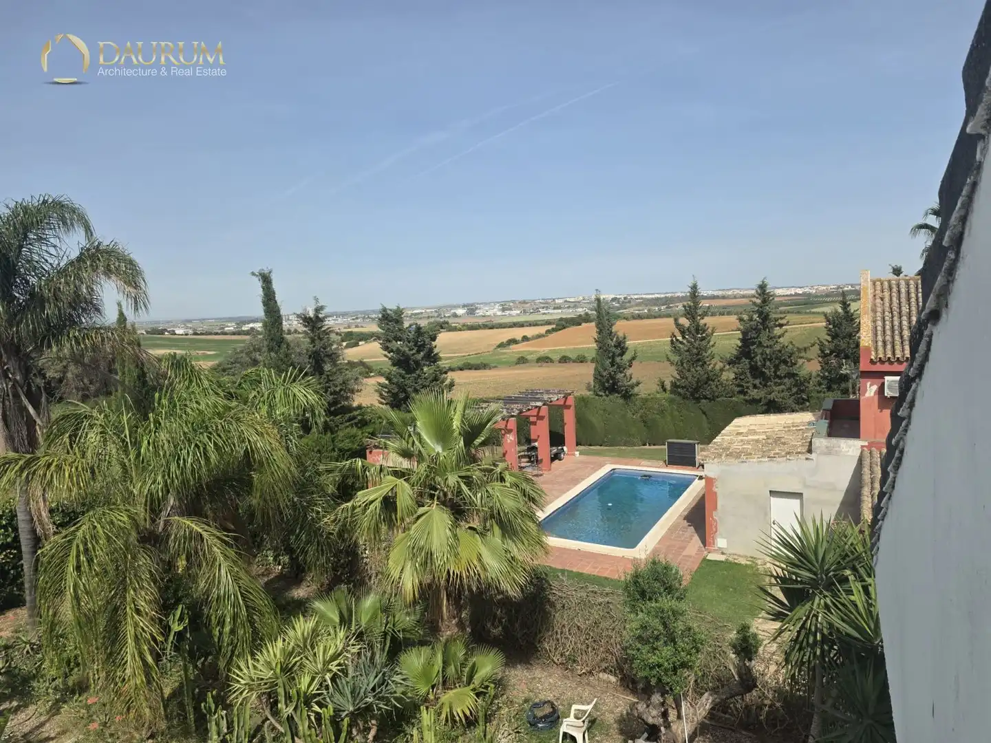 Jardí de Casa o xalet en venda en Alcalá de Guadaira amb Aire condicionat, Terrassa i Traster
