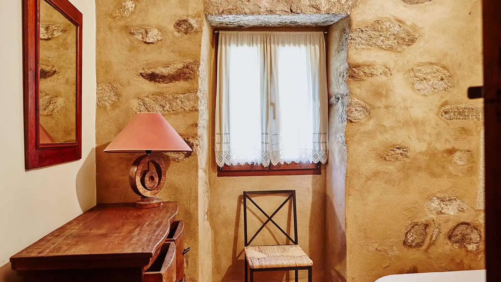 Casa o chalet en venta en Ribeira con Jardín privado, Parquet y Trastero
