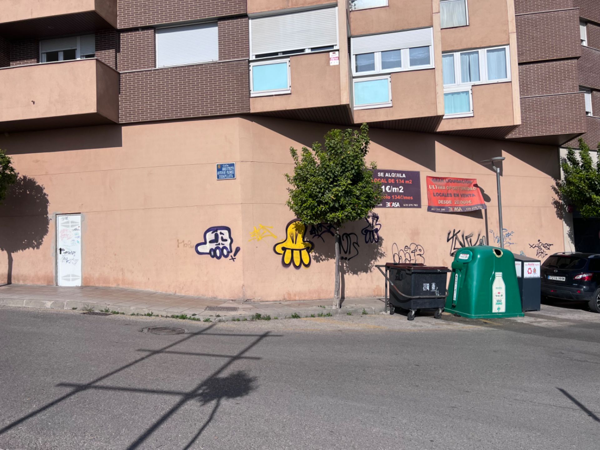 Exterior view of Premises for sale in  Jaén Capital