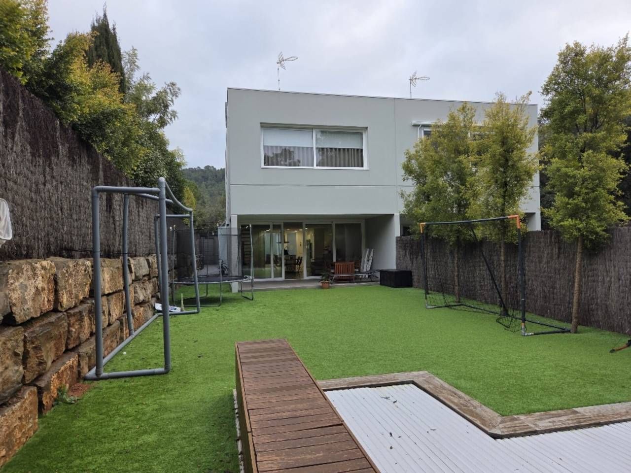 Jardí de Casa adosada en venda en Matadepera amb Aire condicionat, Calefacció i Jardí privat