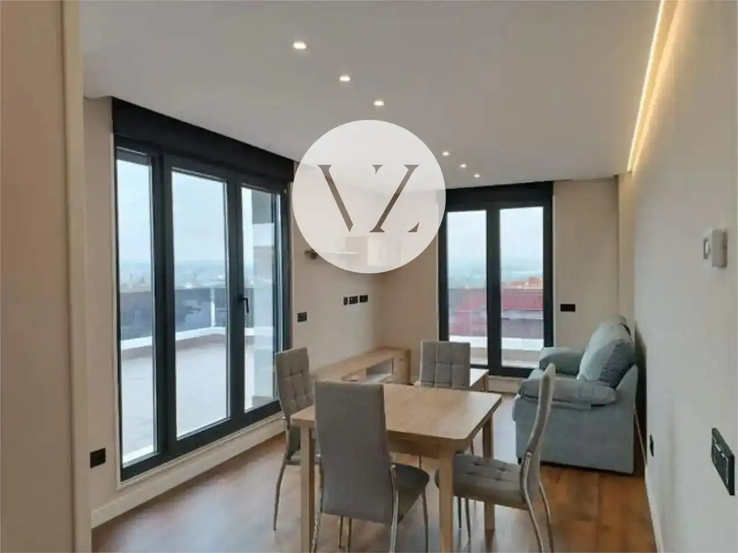 Dining room of Attic for rent in San Bernardo - Carmelitas - Campus