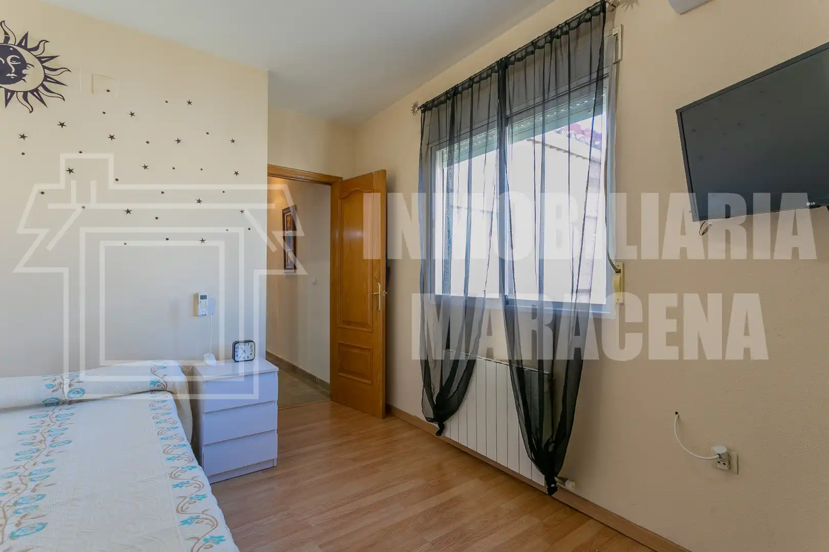 Bedroom of Houses for sale in Granada  with Air Conditioner, Heating and Parquet flooring