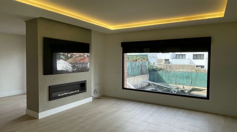 Foto 2 de Casa o chalet en venta en Calle Isla de Saipán, Peñagrande, Madrid Capital