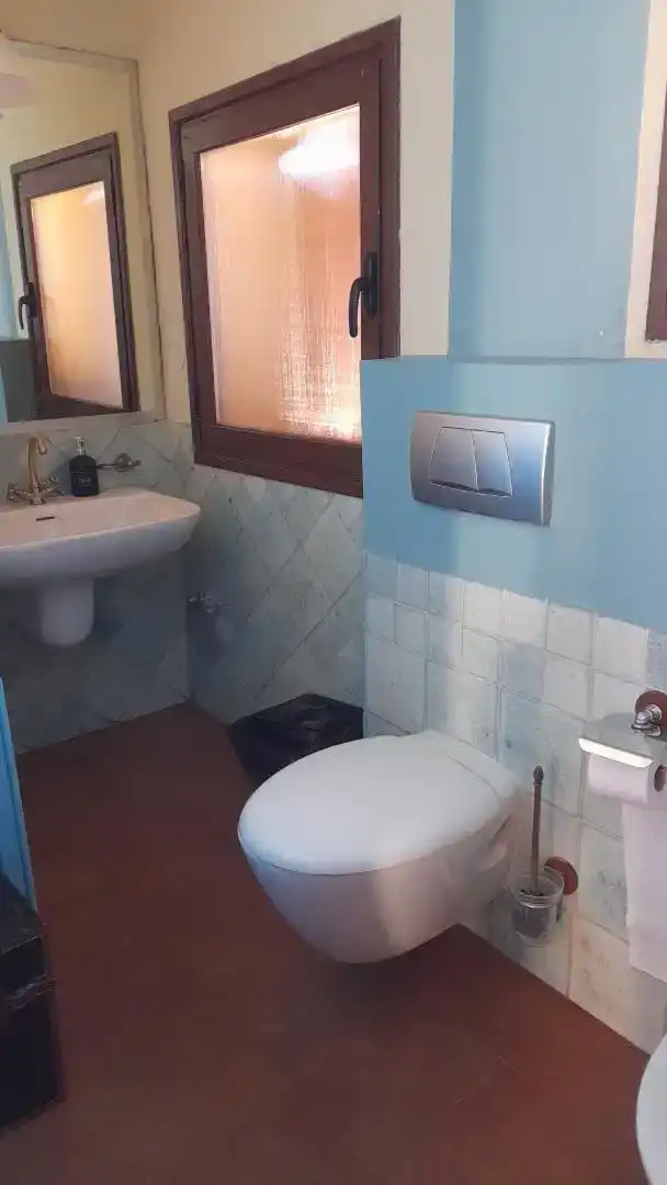 Baño de Finca rústica en venta en Cuenca con Aire acondicionado, Jardín privado y Parquet