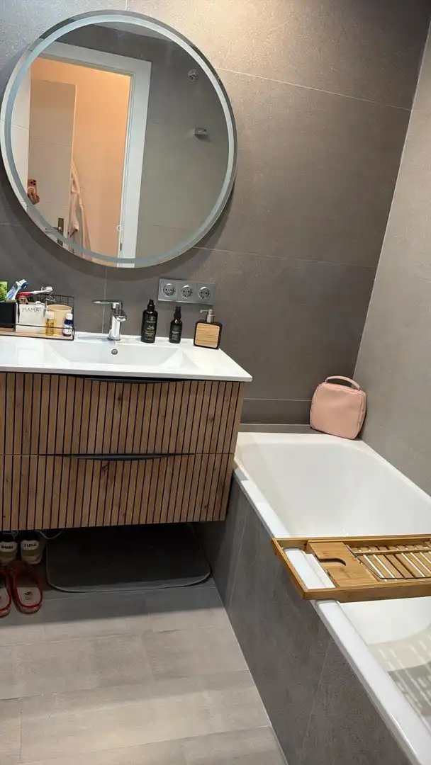 Badezimmer von Erdgeschoss zum Verkauf in Benetússer mit Klimaanlage, Terrasse und Abstellraum