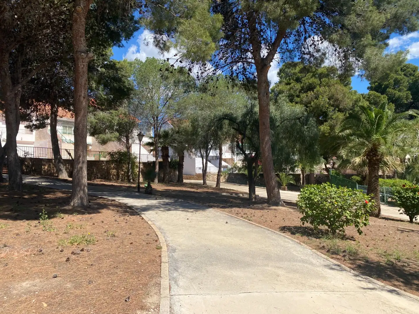 Vista exterior de Casa adosada en venda en Mazarrón amb Piscina comunitària