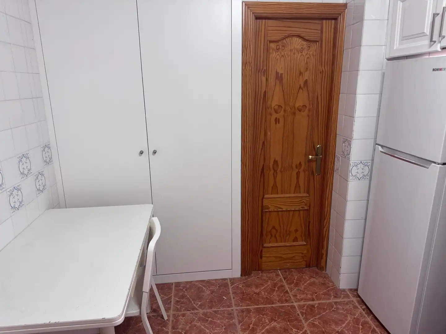 Habitación de Piso de alquiler en Málaga con Aire acondicionado, Amueblado y Horno