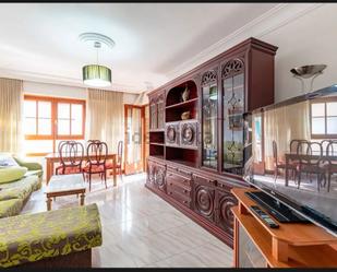 Living room of Flat for sale in Talavera de la Reina  with Air Conditioner, Heating and Parquet flooring