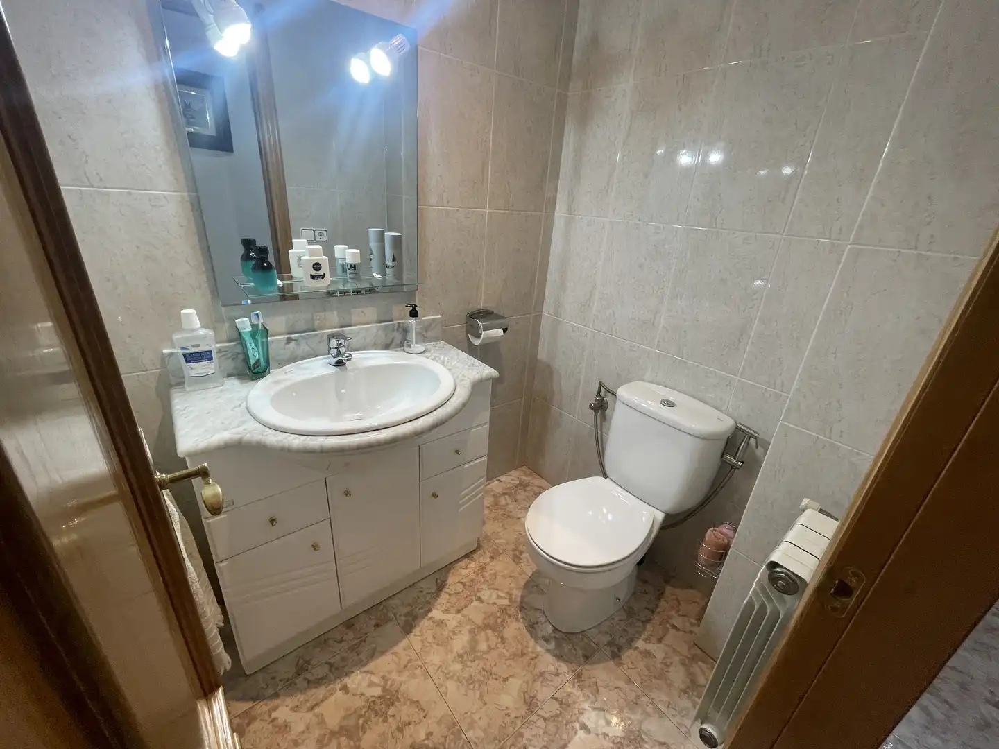 Bathroom of Houses for sale in Olot  with Air Conditioner, Heating and Private garden