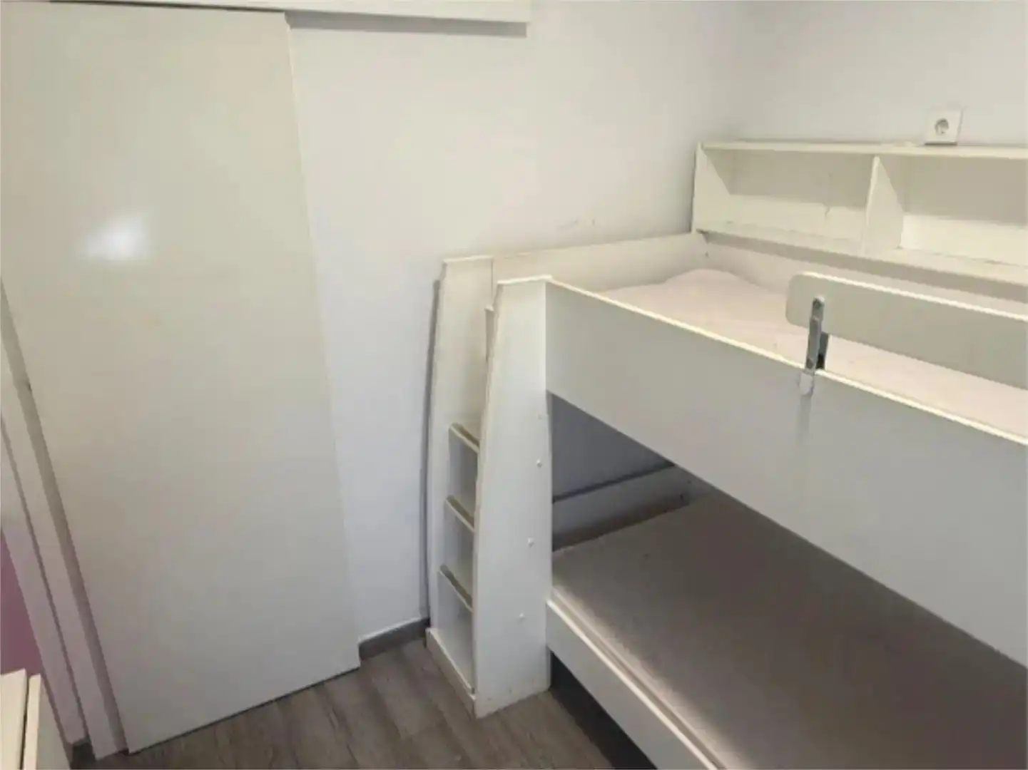 Schlafzimmer von Wohnung zum Verkauf in El Astillero  