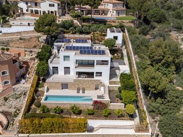 Villa con piscina in vendita a Costa de la Calma