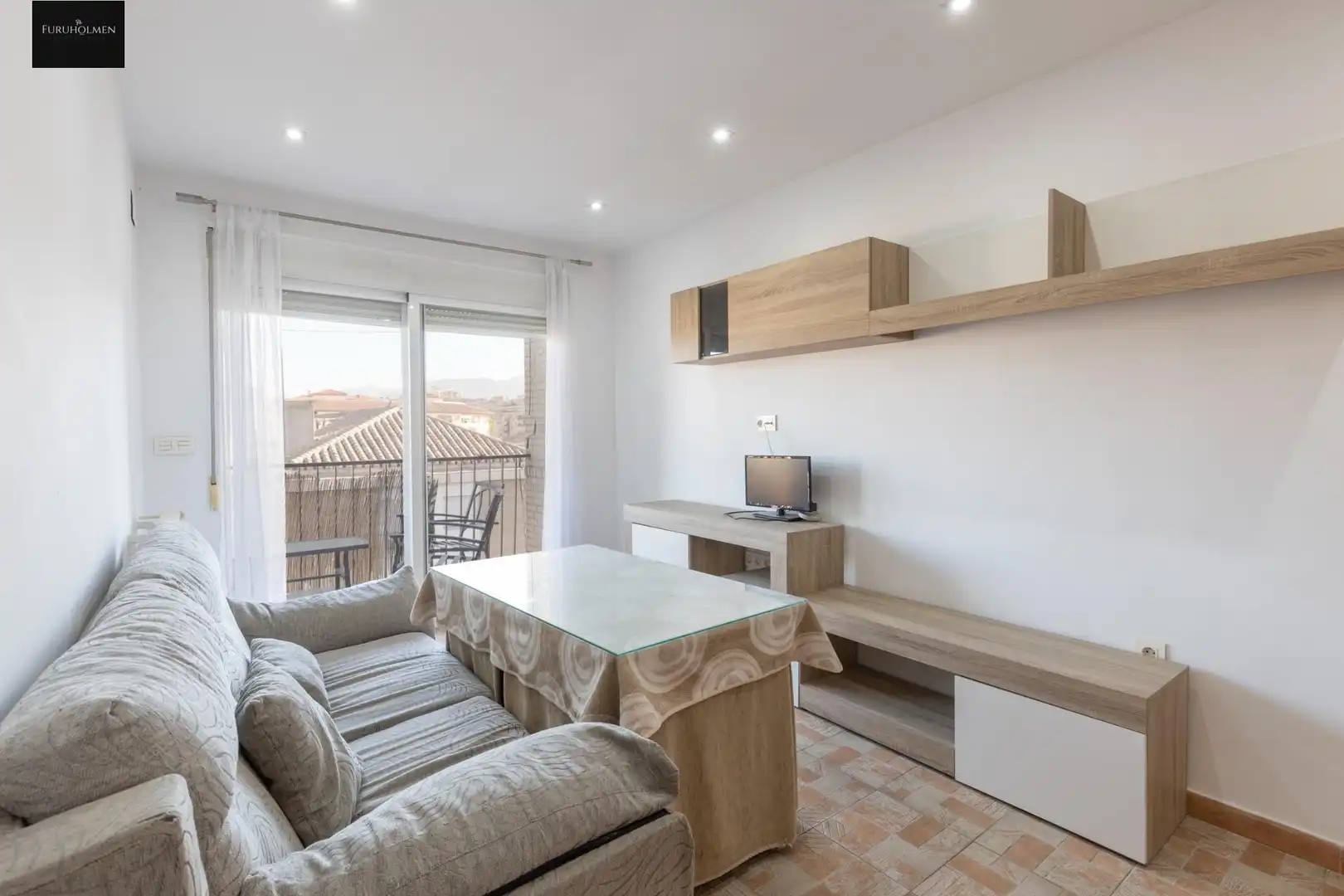 Piso con ascensor en venta en Calle Calle Demetrio Spínola, imagen 2